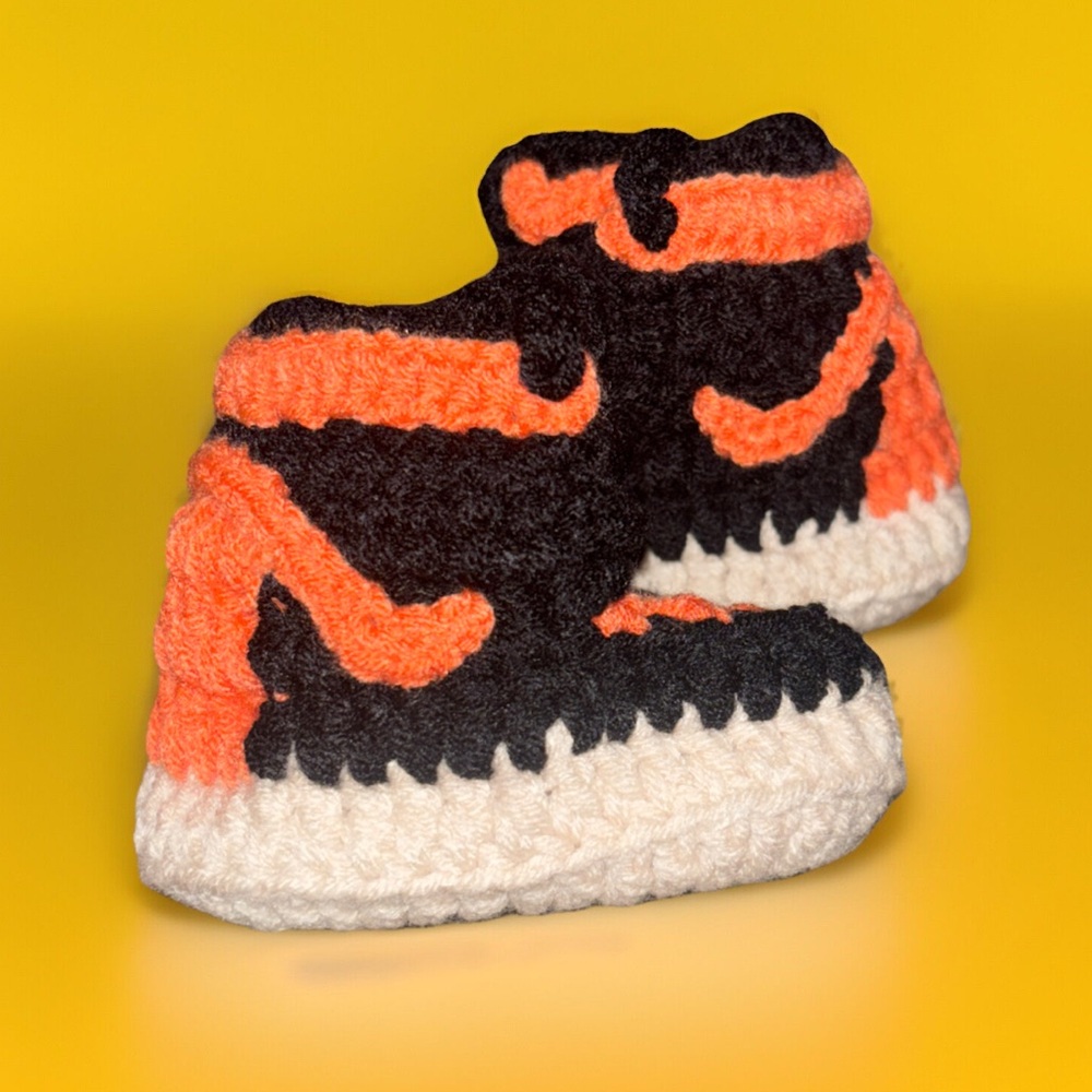 New hand knit Nike dunk Baby Walker Shoes Orange and Black High-Top 11cm - Picture 3 of 4